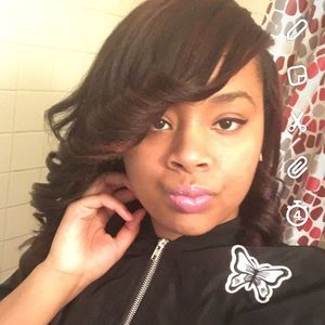 Meet your Posher, Danielle